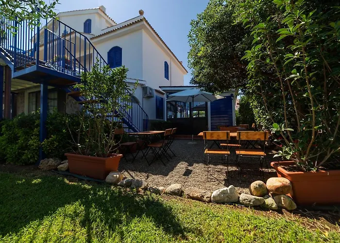 Le Saline Bed & Breakfast Syracuse