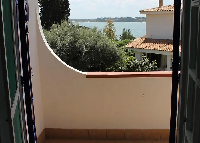 Le Saline Bed & Breakfast