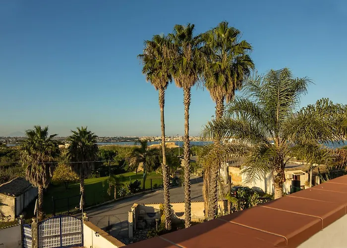 לינה וארוחת בוקר Le Saline