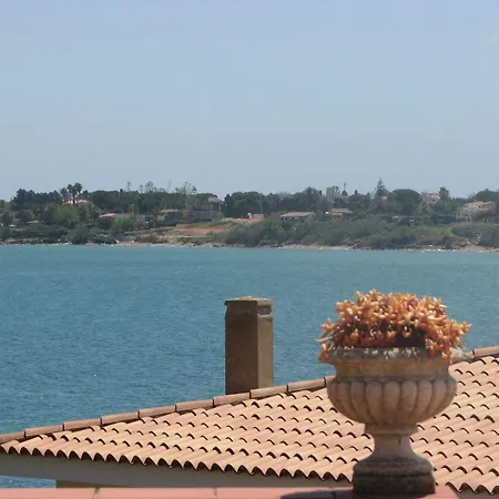 Le Saline 3* Syracuse